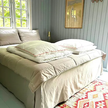 Semesterbostad Classic Summer House 500 Meters From The Gilleleje